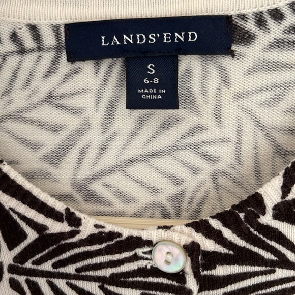 Lands’ End women’s small neutral print button cardigan excellent condition - Picture 2 of 5